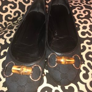 ((((SOLD))))Gucci bamboo flat. Size 8B.